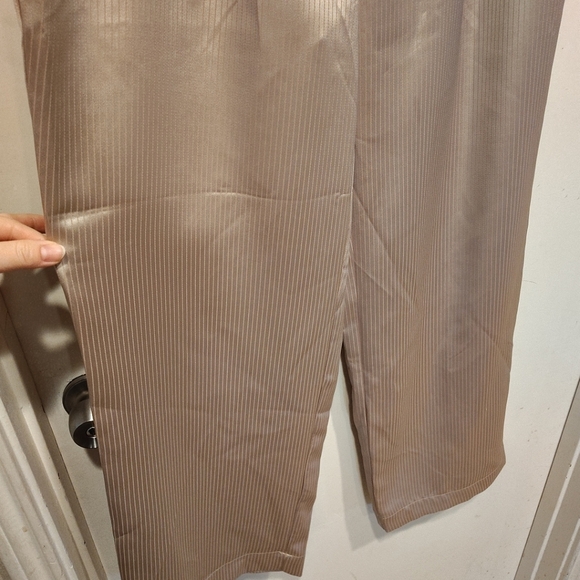 Alfani Women's English Cream Satin Stripe Wide Leg Trouser Pants Sz 12 Career - Picture 6 of 9
